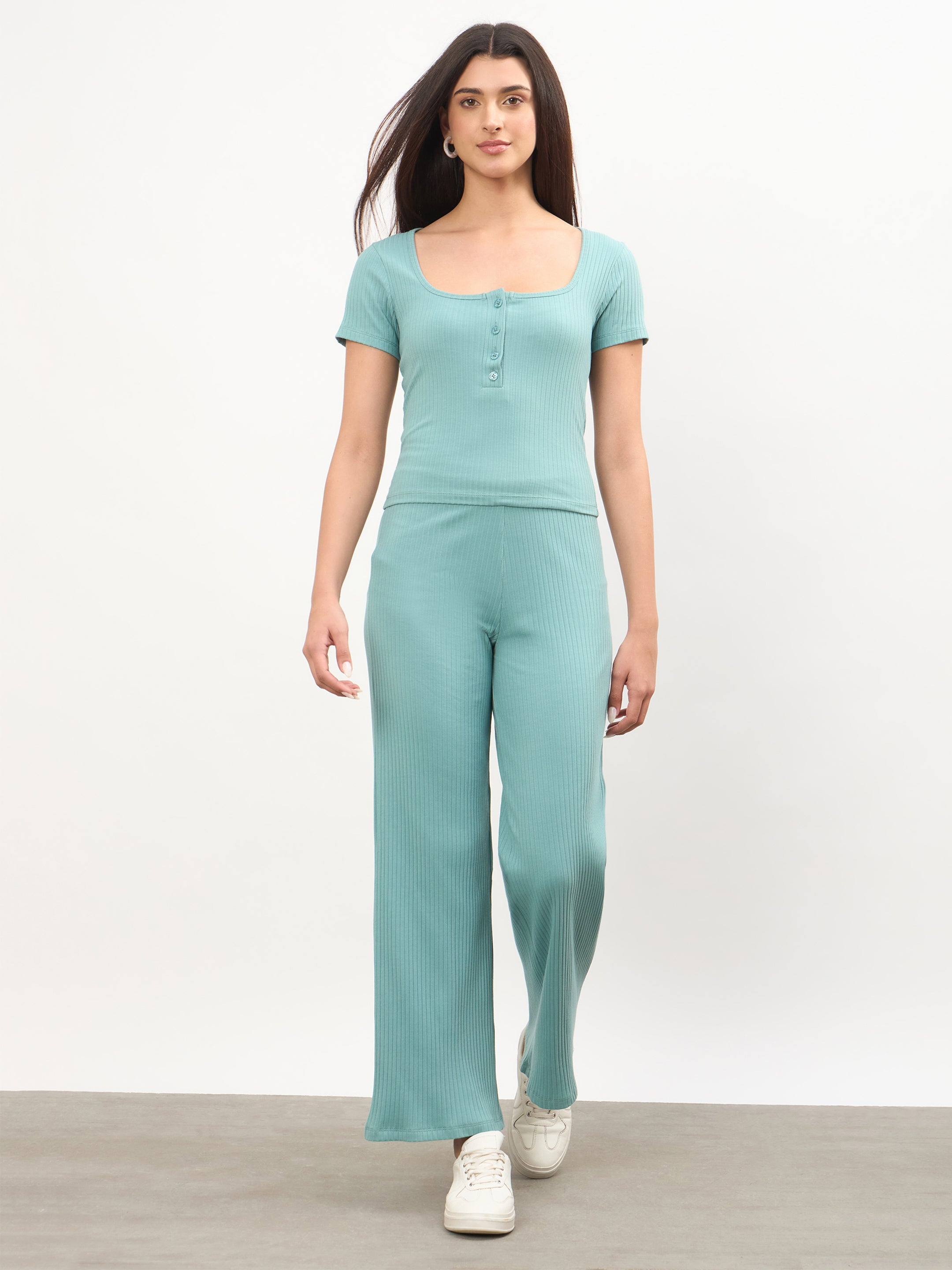 Women Sea Green Square-Neck Regular Top With Straight Pants