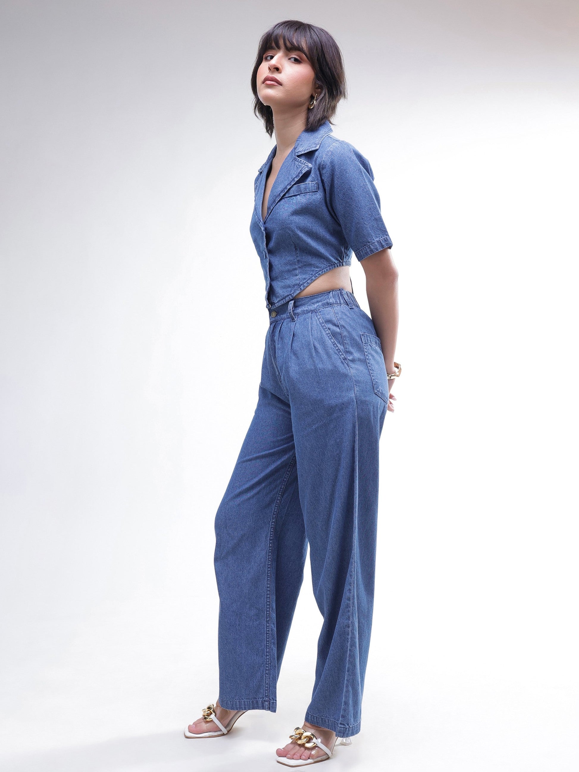 Blue Back Cut-Out Crop Top With Straight Jeans-SASSAFRAS