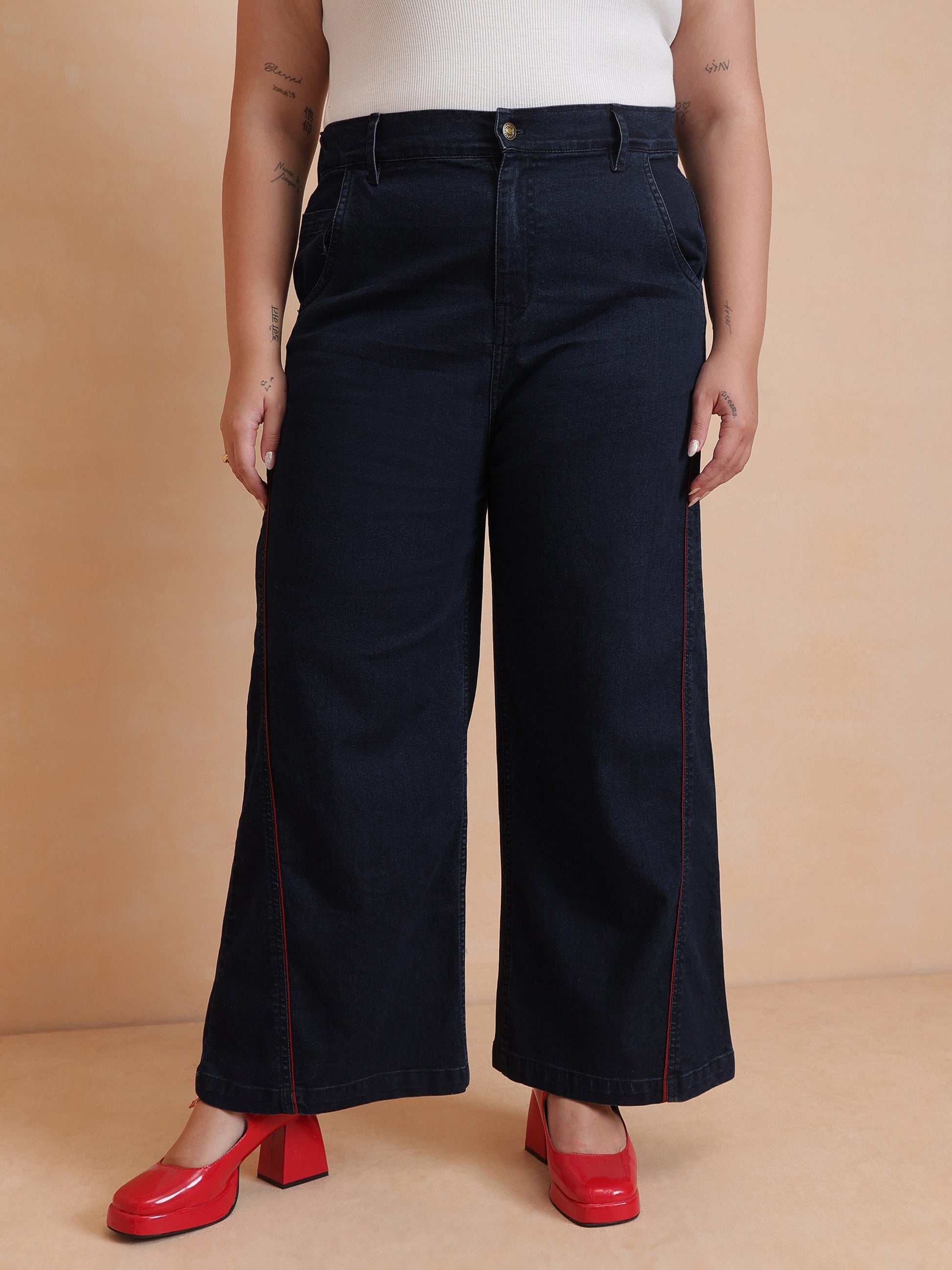 Navy Wash Denim Top With Flared Jeans-SASSAFRAS Curve