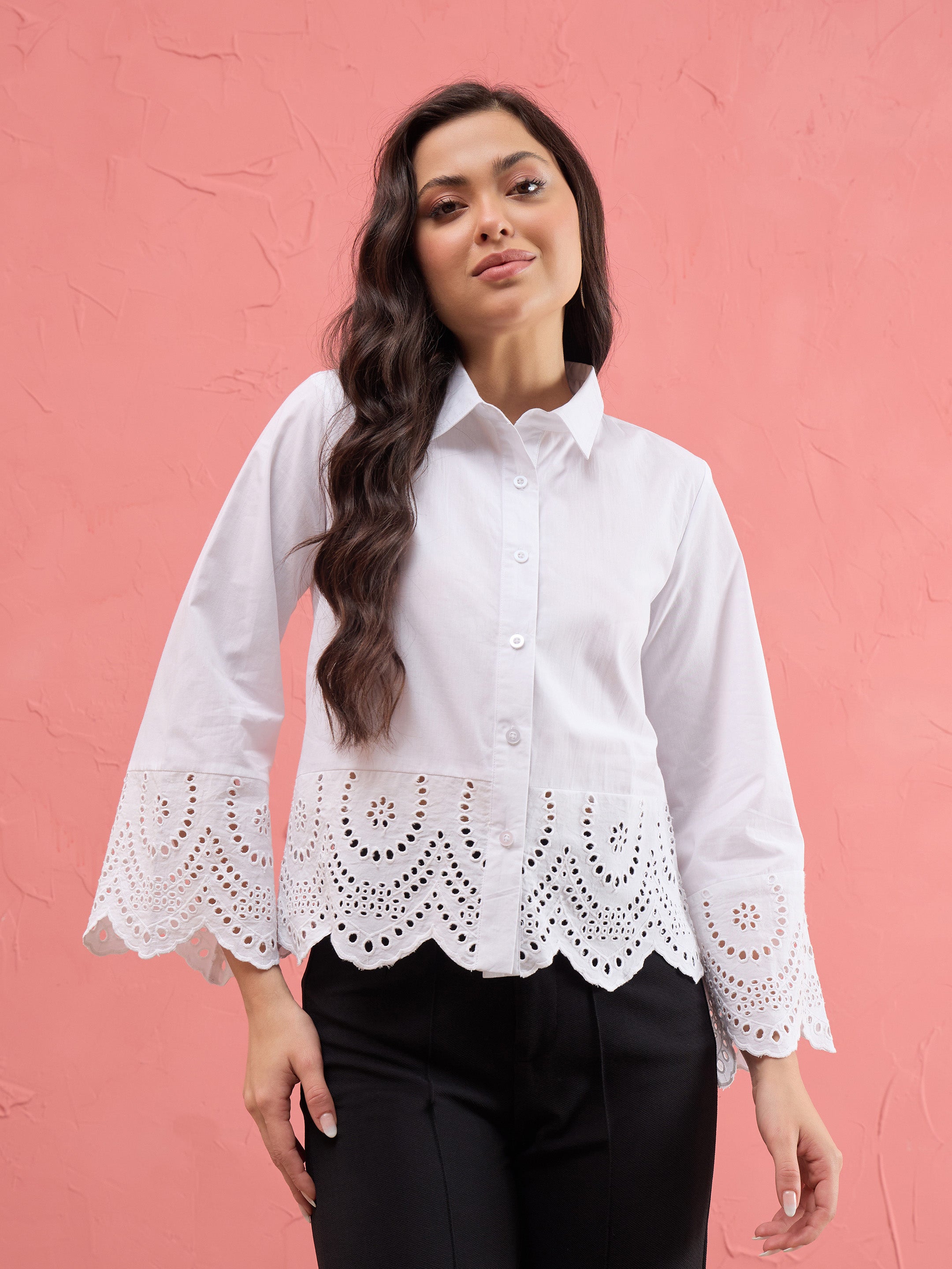 Women White Poplin Scallop Hem Regular Shirt