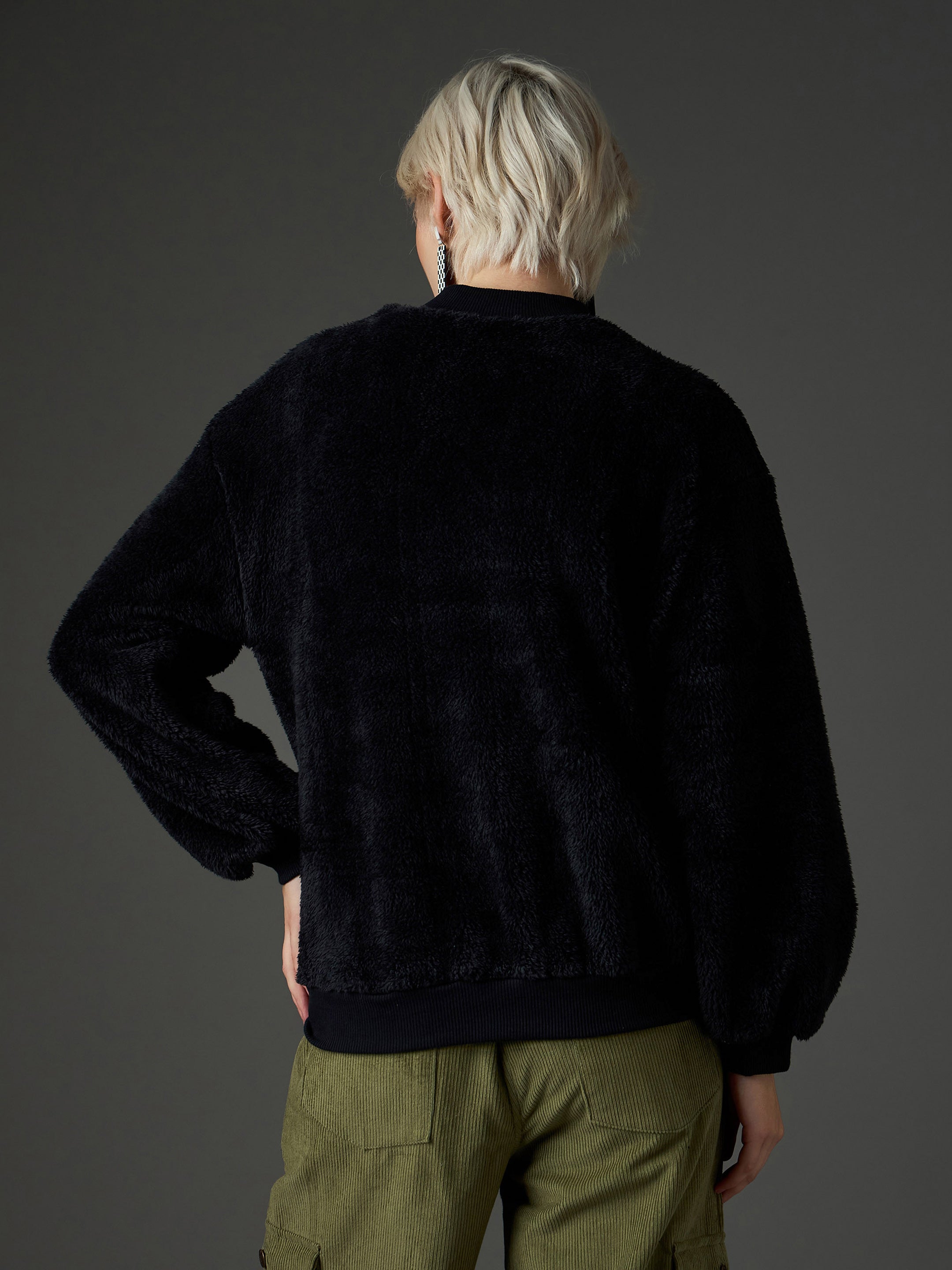 Black Balloon Sleeve Faux Fur Sweatshirt SASSAFRAS