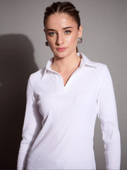بلوزة بولو بيضاء للنساء