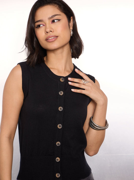 Women Black Kniited Round Neck Button Down Top