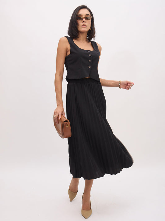 Women Black Sleeveless Front Button Waistcoat