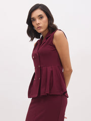 Women Burgundy Sleeveless Notch Collar Button Top