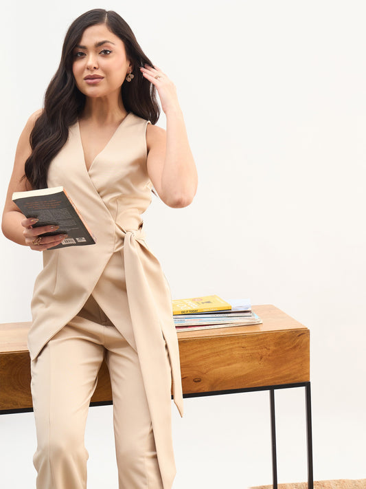 Beige V Neck Sleeveless Tie Up Closure Top-SASSAFRAS worklyf