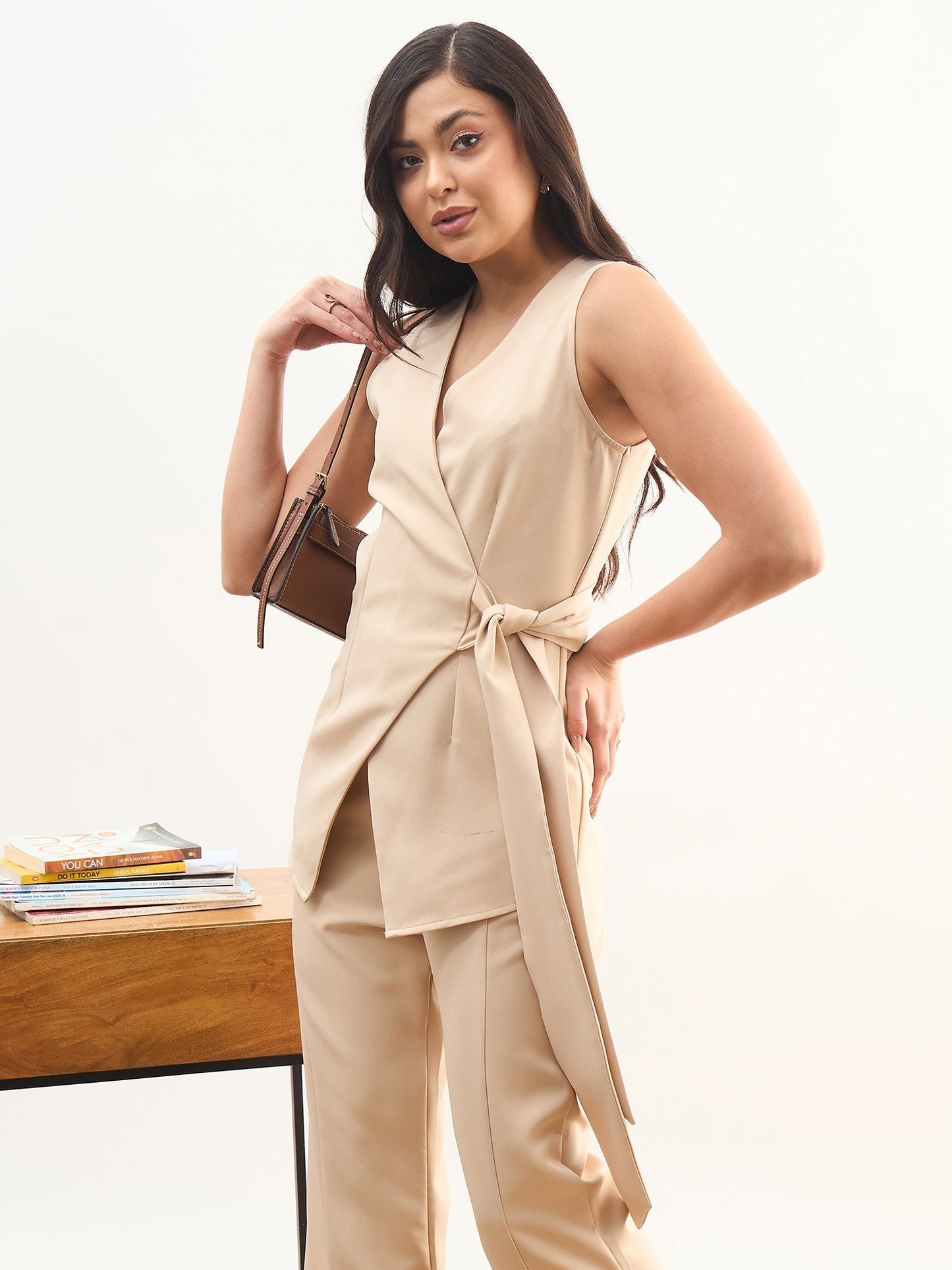 Beige V Neck Sleeveless Tie Up Closure Top-SASSAFRAS worklyf