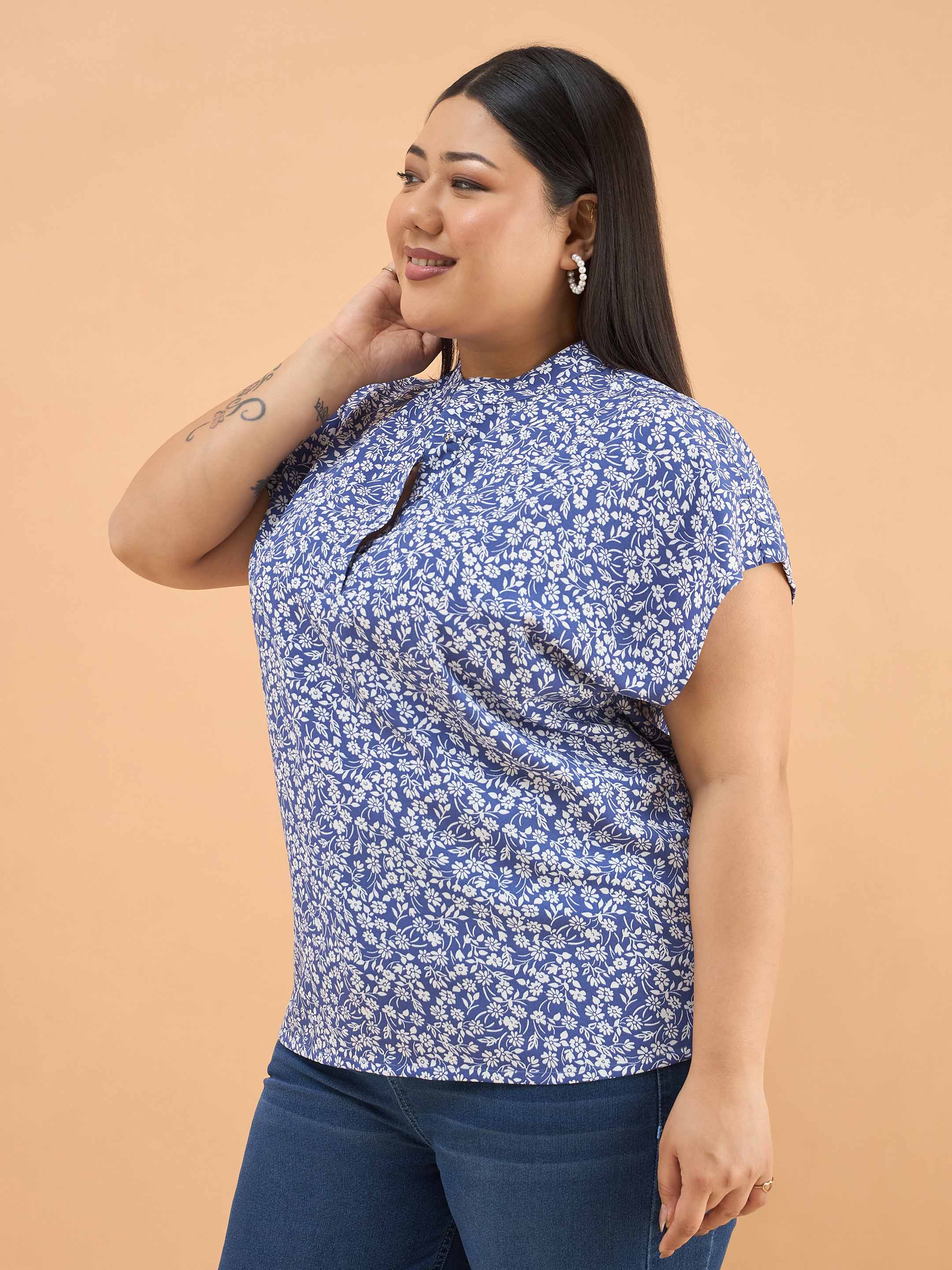 Women Blue Ditsy Floral Mandarin Collar Regular Top