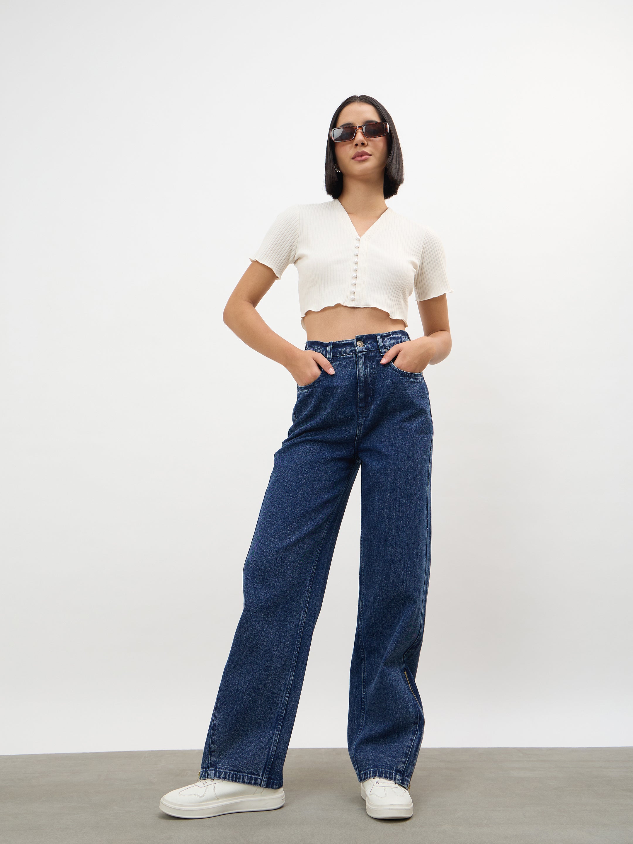 Women Off-White V-Neck Button Down Crop Top
