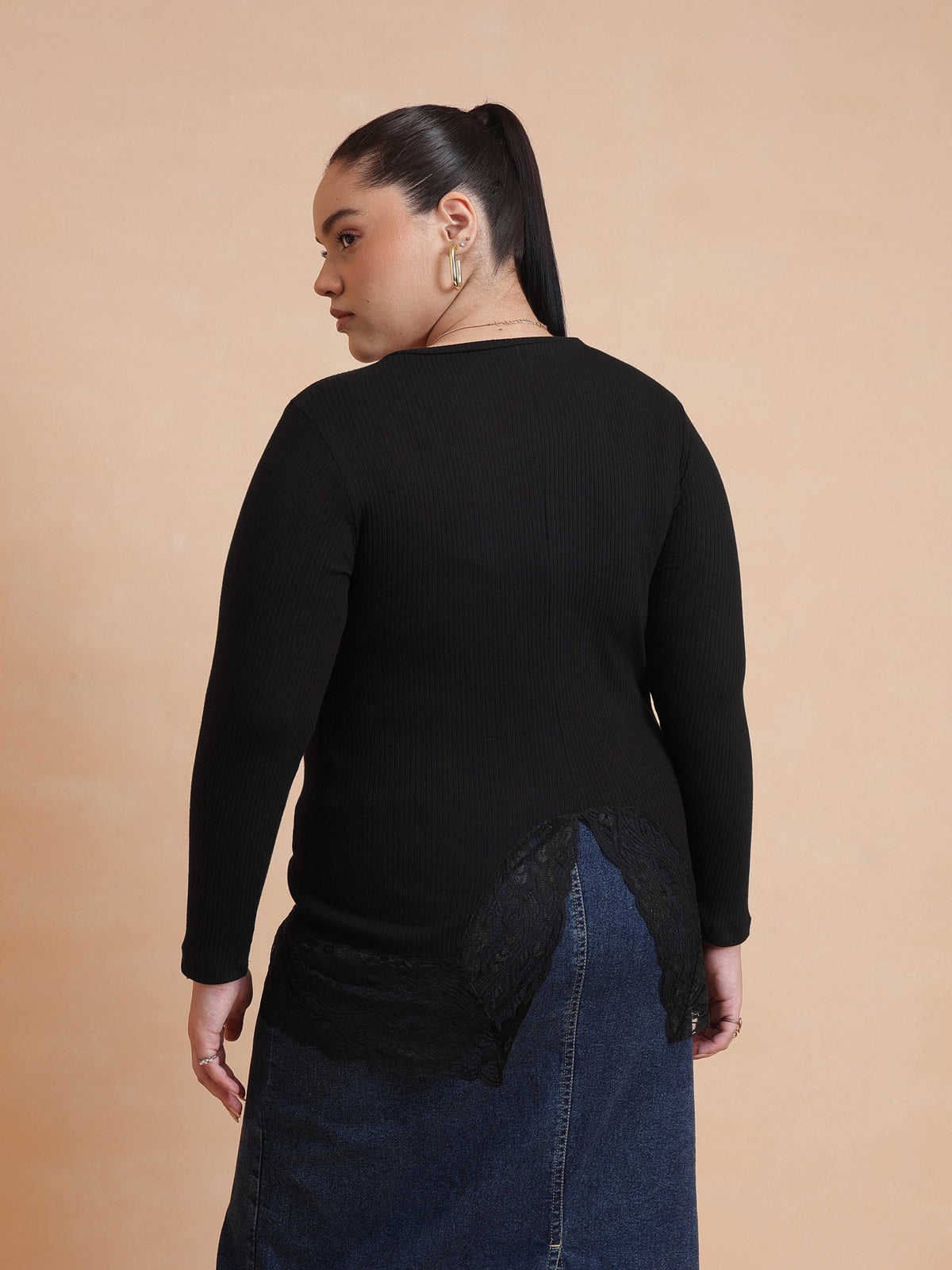 Black Rib Full Sleeves Top-SASSAFRAS Curve