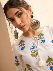 Women White Floral Front Dori Gathered Kurta