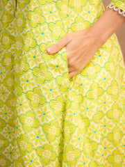 Women Lime Green Floral Buttonned Pocket Kurta