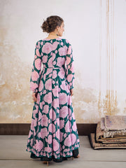 Shae by SASSAFRAS - Women Green & Pink Floral Sweetheart Neck Anarkali Kurta