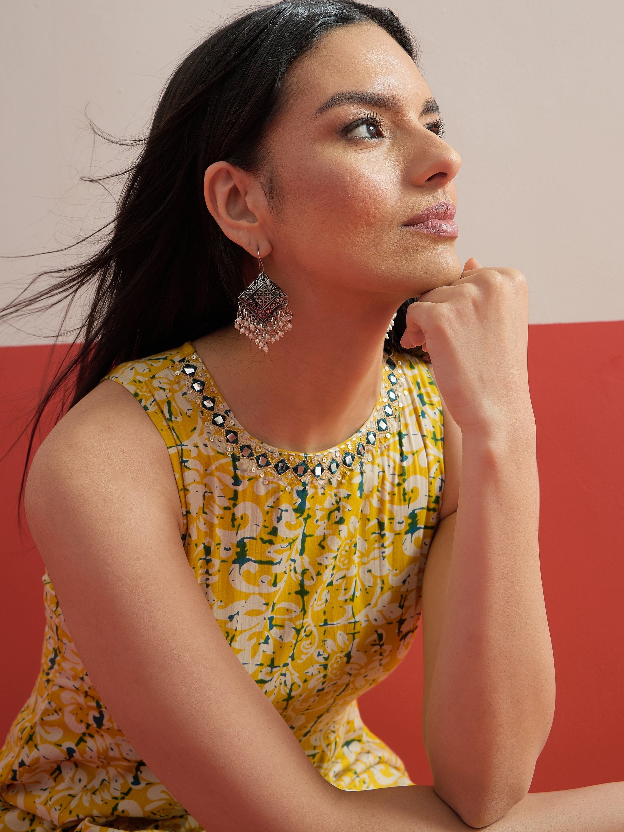 Yellow Floral Embroidered Sleeveless Kurta Shae by SASSAFRAS