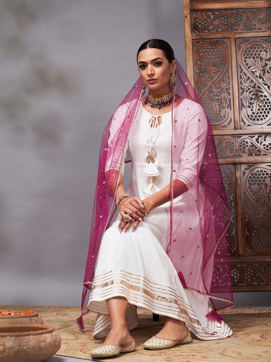Shae by SASSAFRAS - Women Off White Kurta Set With Burgundy Net Sequins Dupatta