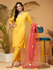 Shae by SASSAFRAS - Women Yellow Kurta Set With Rust Organza Dupatta