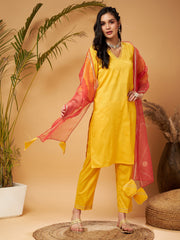 Shae by SASSAFRAS - Women Yellow Kurta Set With Rust Organza Dupatta