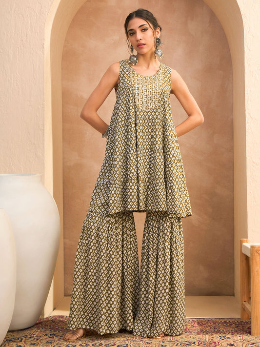 Women Olive Printed Embroidered Kurta With Sharara