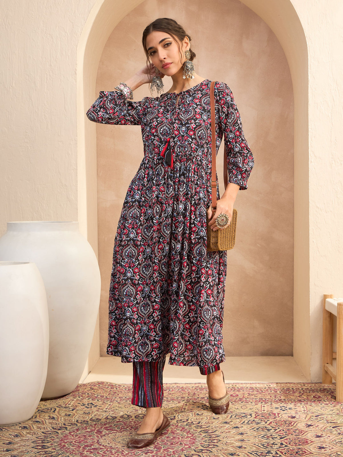 Women Black Floral Gathered Kurta With Pencil Pants