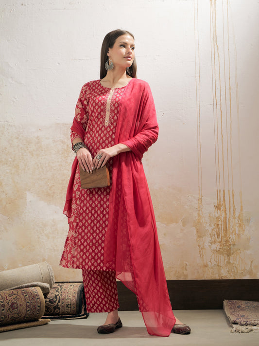 Women Pink Floral Cambric Kurta With Pencil Pants & Dupatta