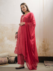 Women Pink Floral Cambric Kurta With Pencil Pants & Dupatta