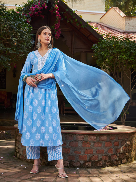Women Blue Floral Gathered Kurta With Pencil Pants & Dupatta