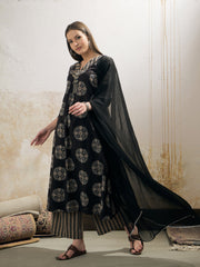 Women Black Geometric Print V Neck Kurta With Pencil Pants & Dupatta