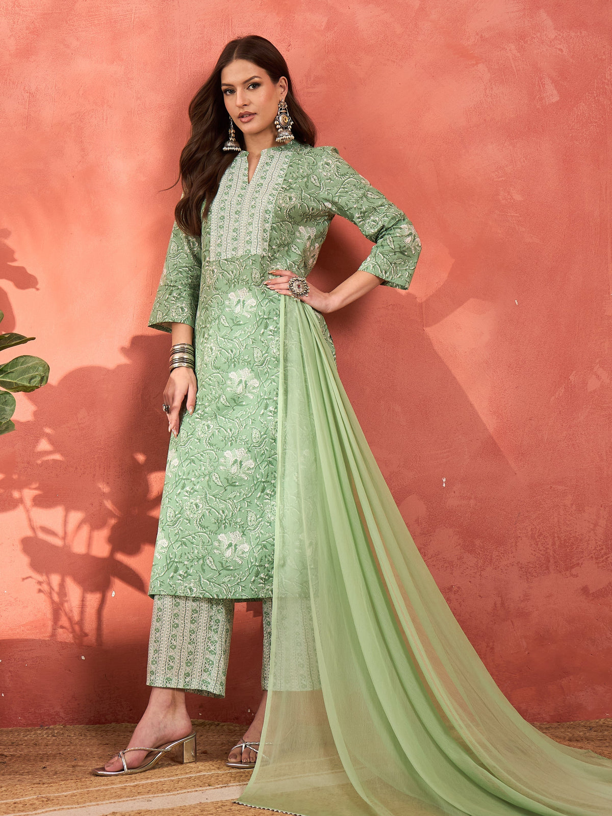 Women Sea Green Floral Straight Kurta With Pencil Pants & Dupatta
