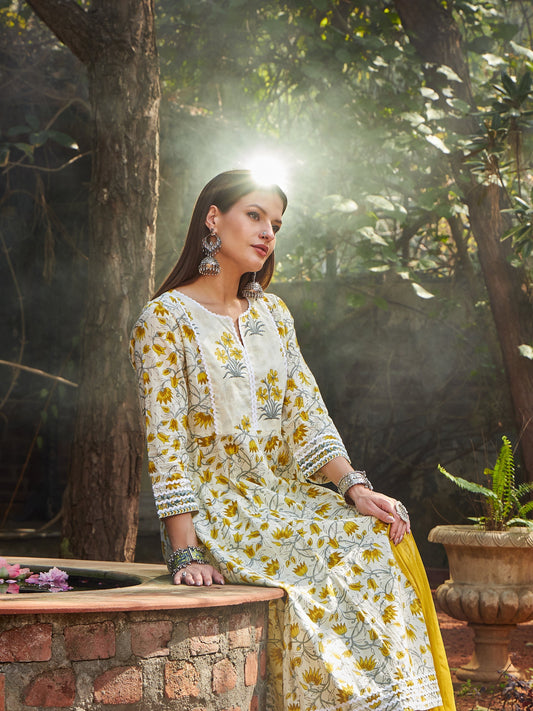 Women Off White & Yellow Floral Anarkali Kurta With Pencil Pants & Dupatta