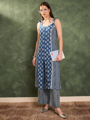 Women Blue Floral Front Button Slit Kurta With Pants