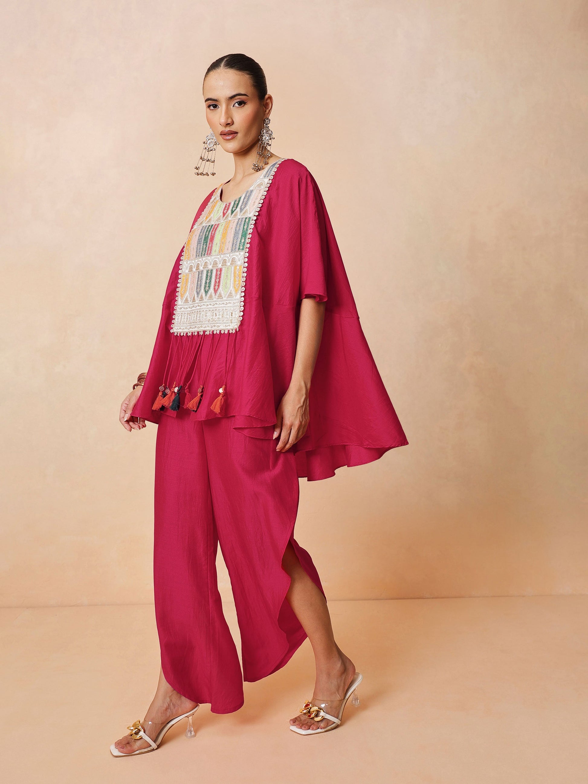 Women Fuchsia Embroidered Patch Kaftan With Tulip Pants