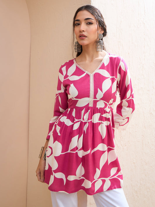 Women Pink Floral V Neck Peplum Kurti