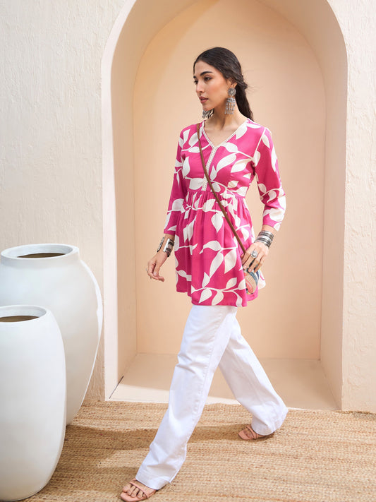 Women Pink Floral V Neck Peplum Kurti