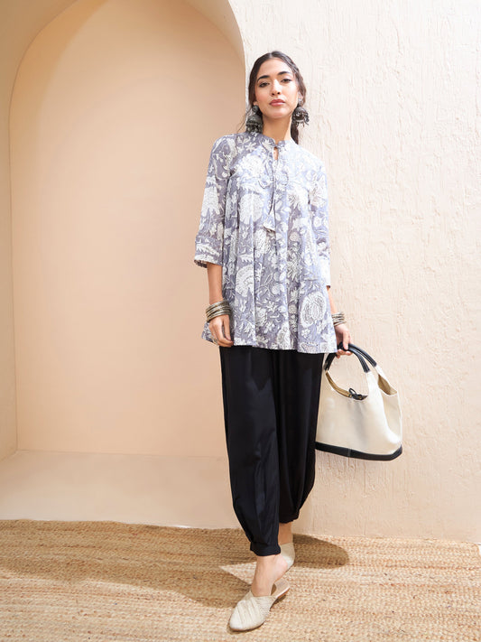 Women Grey Floral Cambric Front Tie Knot Kurti