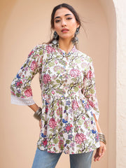 Women White Floral Buttonned Gathered Kurti