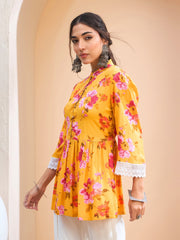 Women Yellow Floral Buttonned Gathered Kurti
