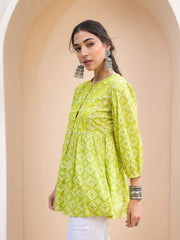 Women Lime Green Floral Buttonned Lace Neck Gathered Kurti