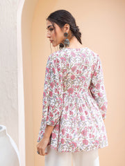 Women White Floral Buttonned Lace Neck Gathered Kurti