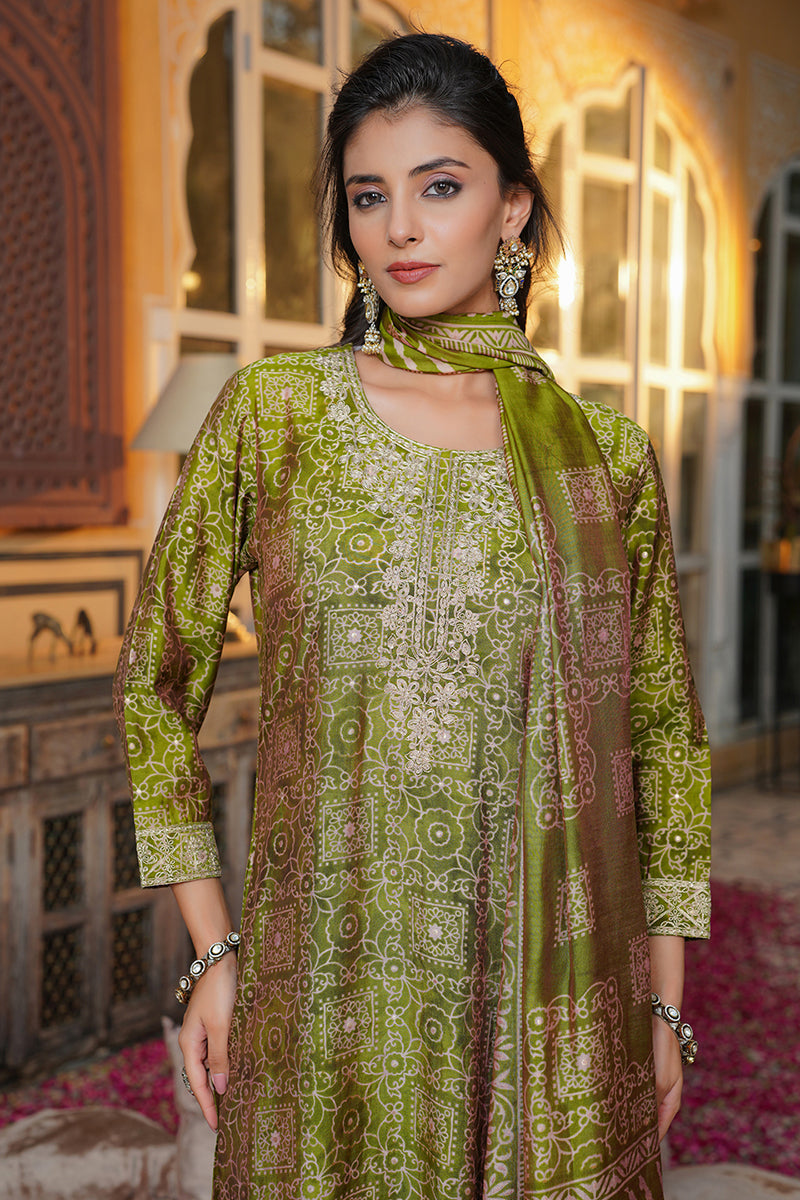 green silk blend floral embroidered straight kurta trousers with dupatta skskd3120