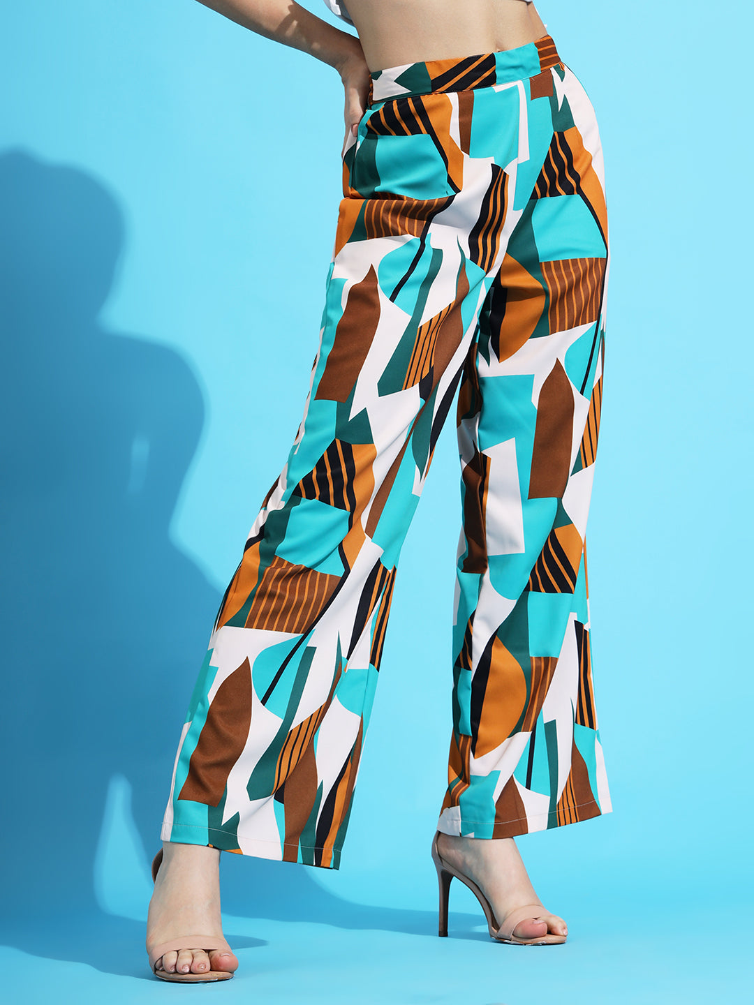 solid high rise geometric printed trousers