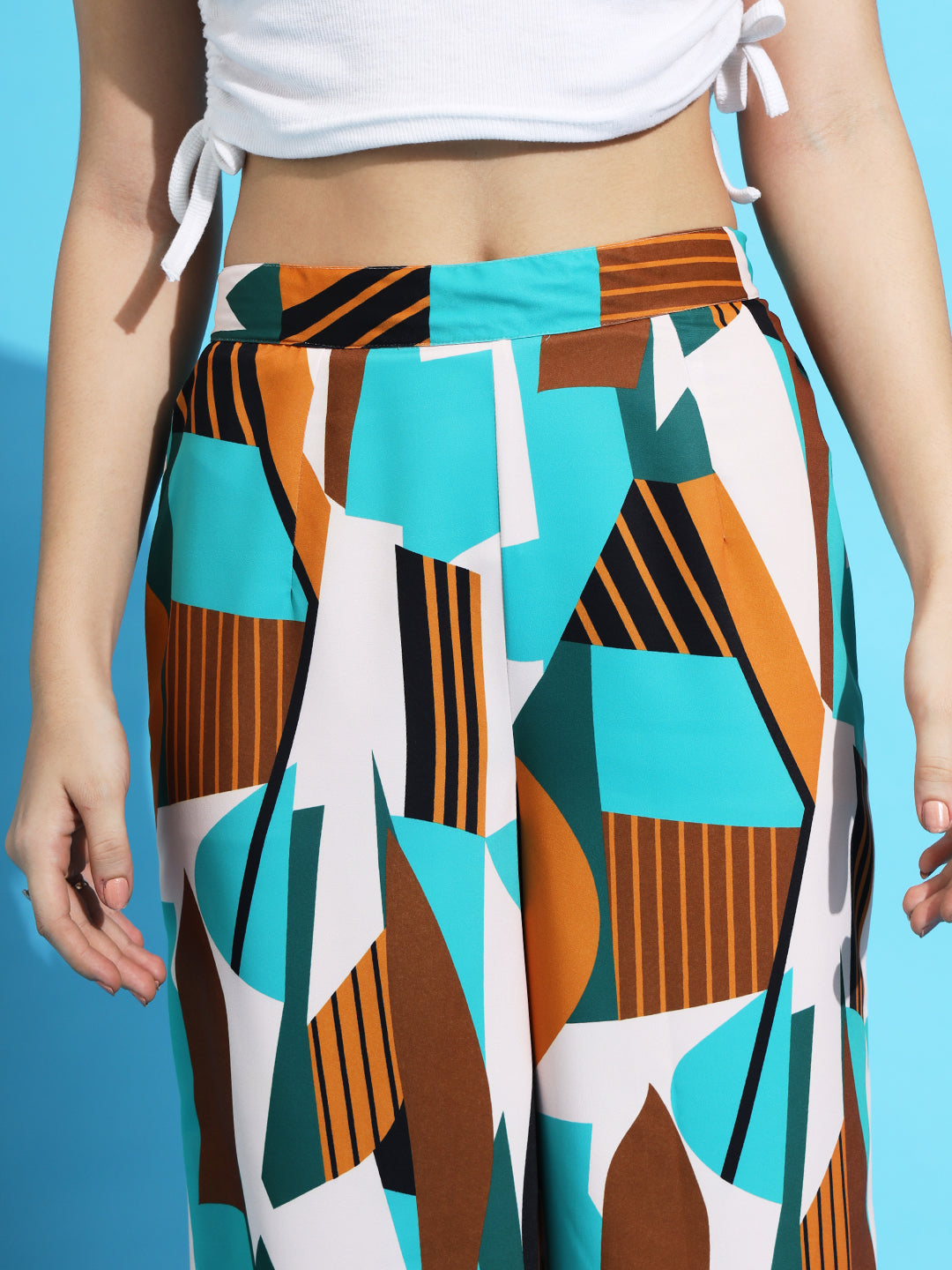 solid high rise geometric printed trousers