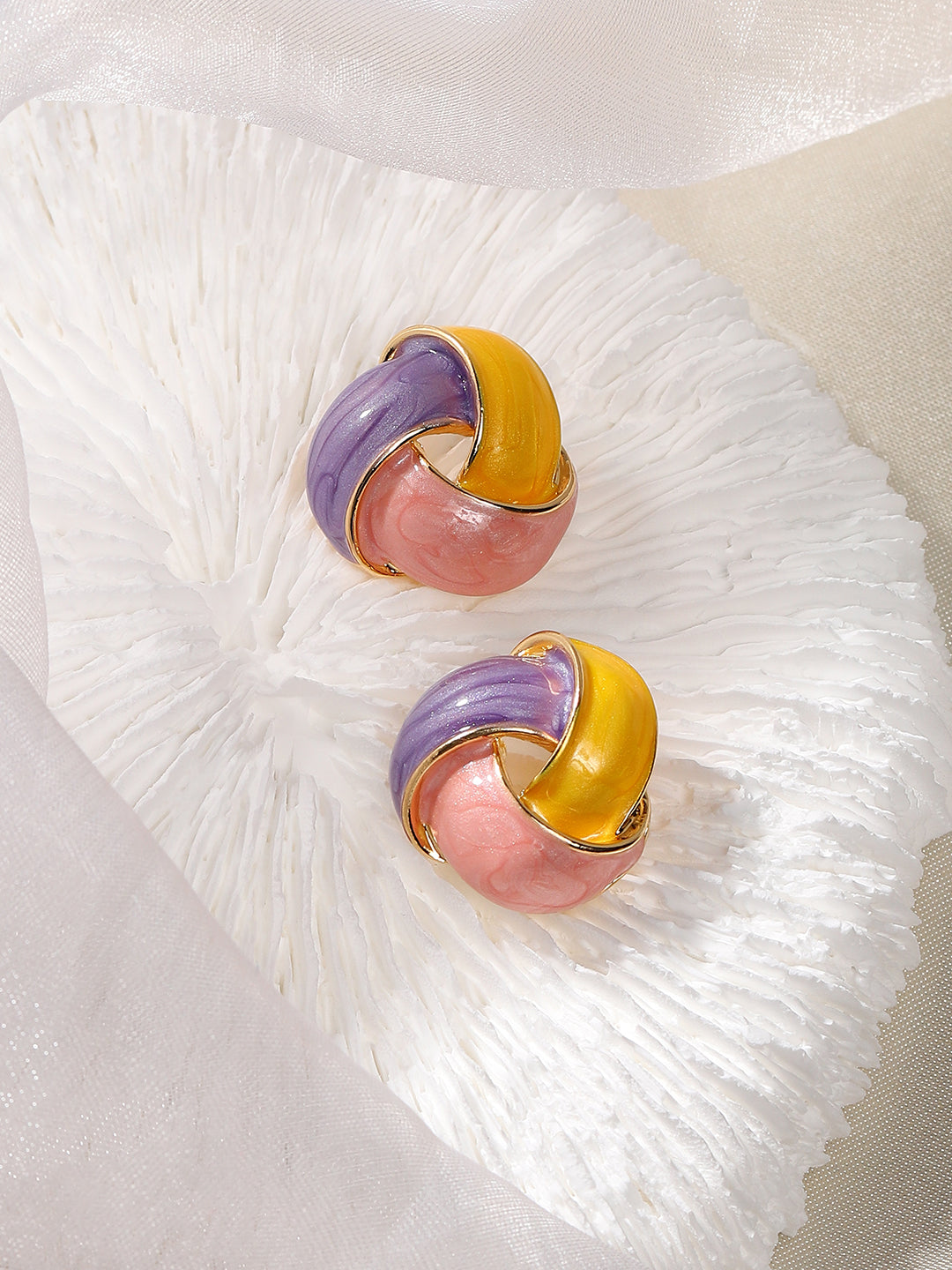 SOHI-The Overlap Stud Earrings Lemon Yellow & Blush Pink Sohier8963