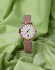 Dusky Pink Analog Round Dial With Black Hour Marker & Pink Leather Strap
