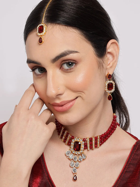 مجموعة مجوهرات عصرية مطلية بالذهب