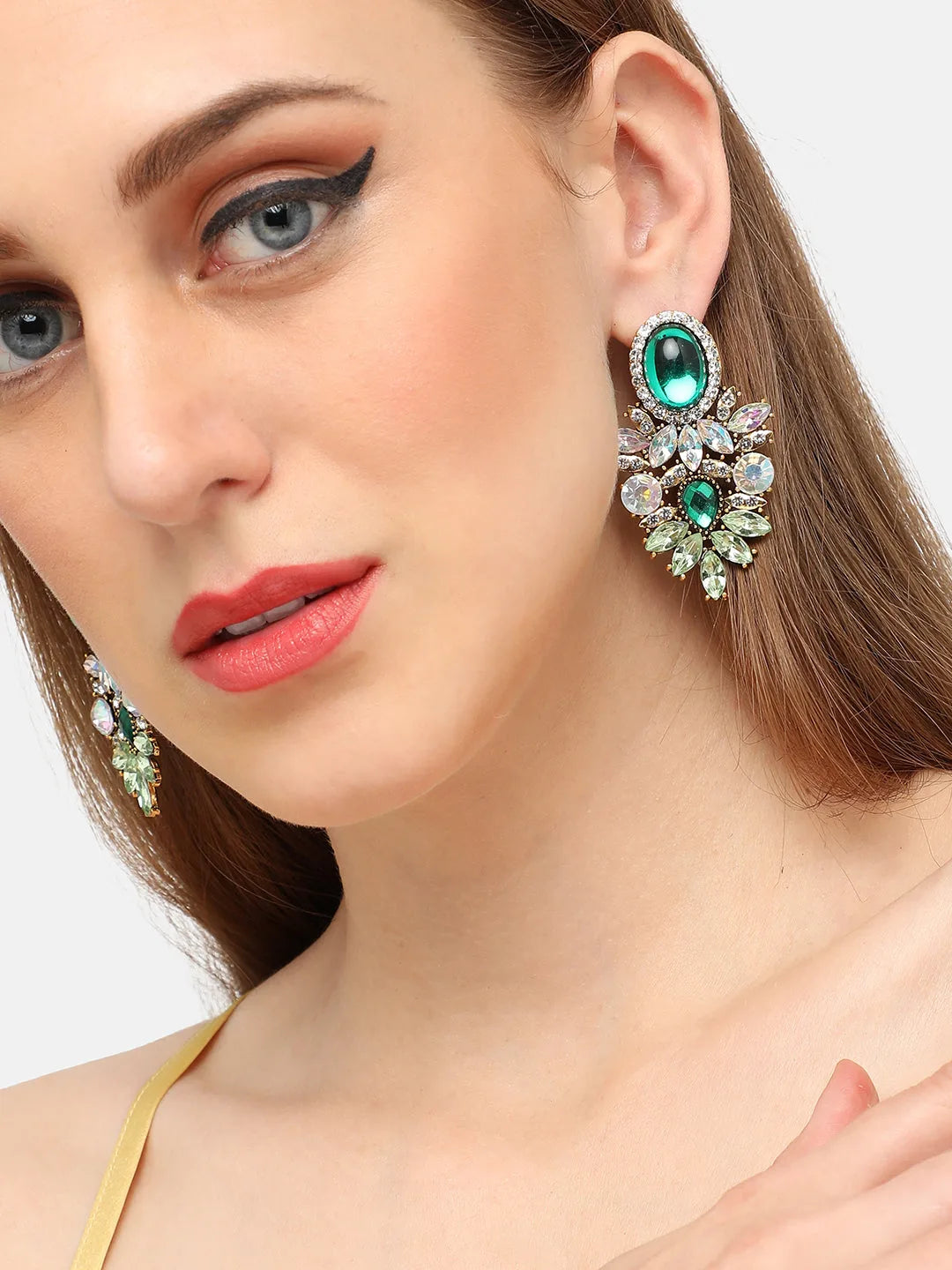 SOHI - Gold Plated Party Designer Stone Drop Earring