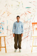 قميص قطني مطبوع بياقة عريضة وقصة كاجوال منحنية