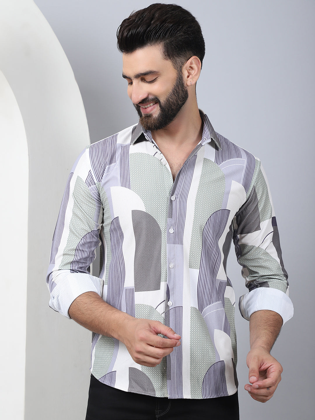 Abstract Printed Spread Collar Cotton Casual Shirt For Men