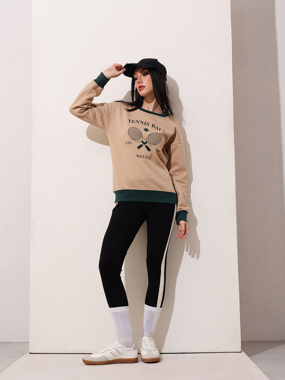 Round Neck Sweatshirt