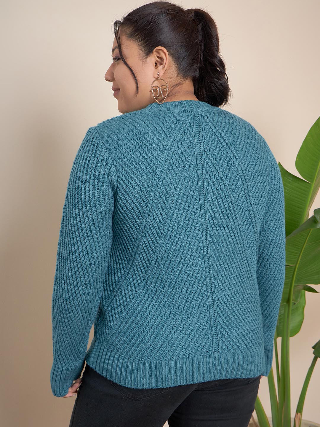 Cable knitted sweater