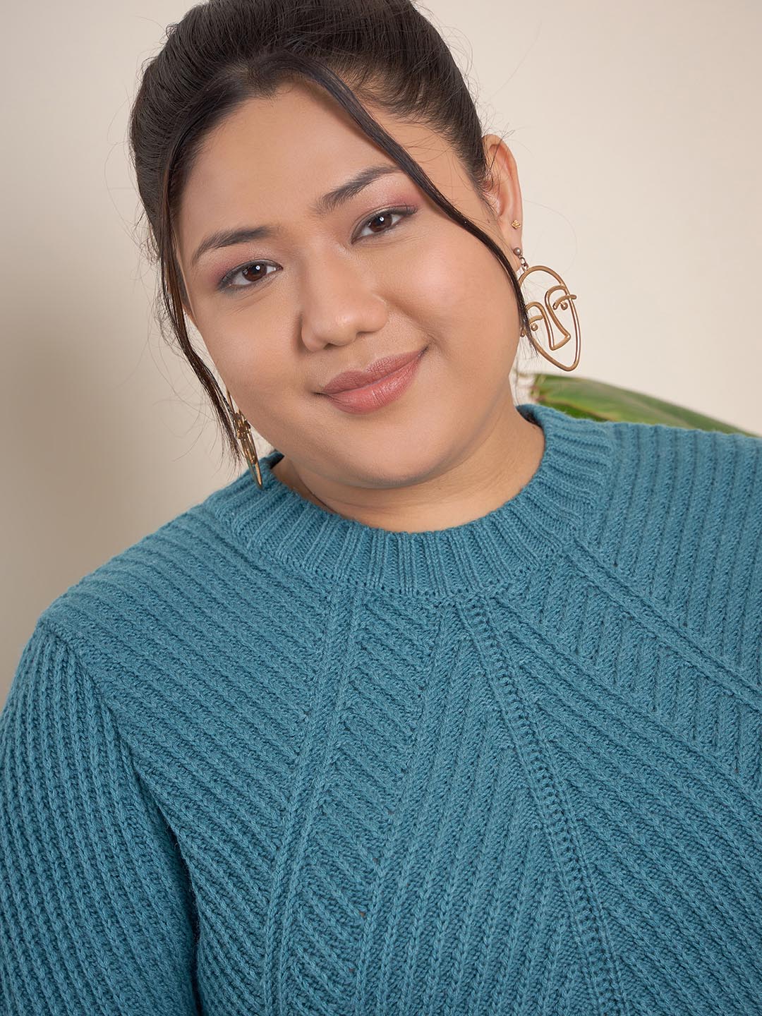 Cable knitted sweater